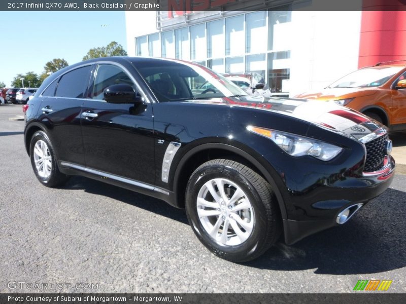 Front 3/4 View of 2017 QX70 AWD