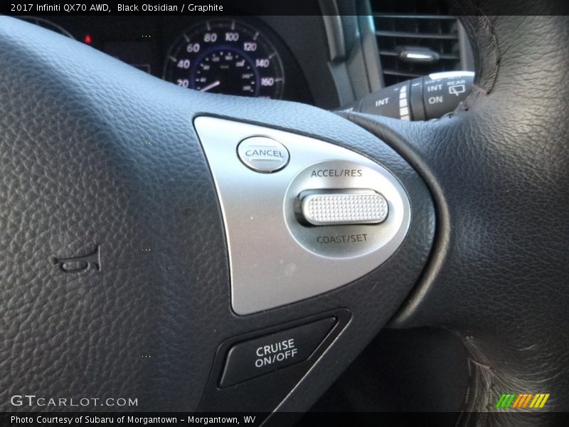 Controls of 2017 QX70 AWD