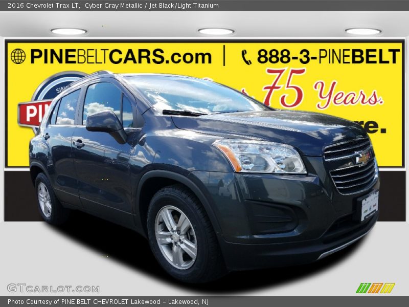 Cyber Gray Metallic / Jet Black/Light Titanium 2016 Chevrolet Trax LT