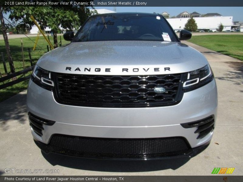 Indus Silver Metallic / Ebony 2018 Land Rover Range Rover Velar R Dynamic SE
