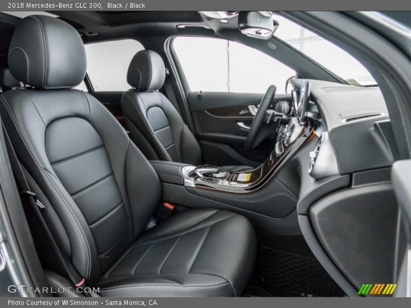 Black / Black 2018 Mercedes-Benz GLC 300