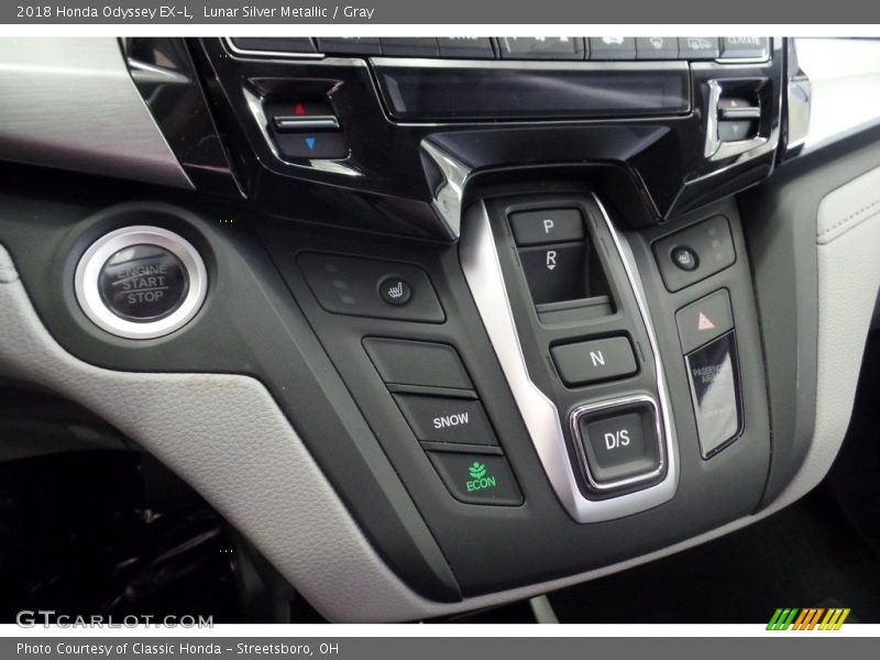Lunar Silver Metallic / Gray 2018 Honda Odyssey EX-L