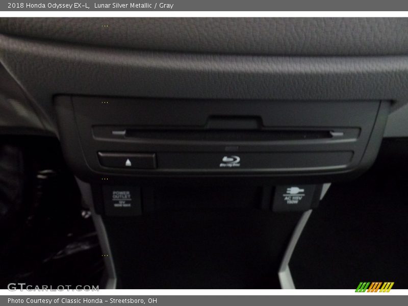 Lunar Silver Metallic / Gray 2018 Honda Odyssey EX-L