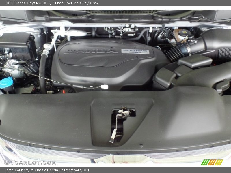 Lunar Silver Metallic / Gray 2018 Honda Odyssey EX-L