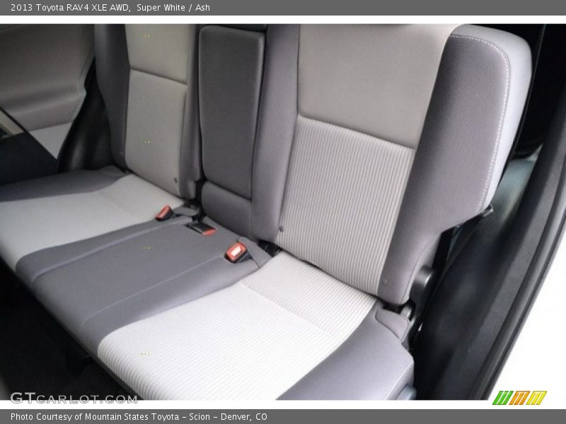 Super White / Ash 2013 Toyota RAV4 XLE AWD