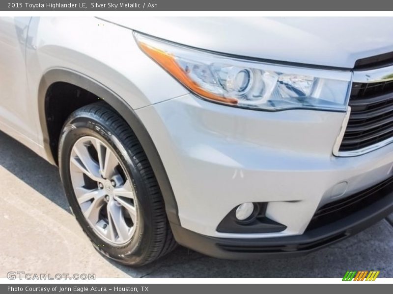 Silver Sky Metallic / Ash 2015 Toyota Highlander LE