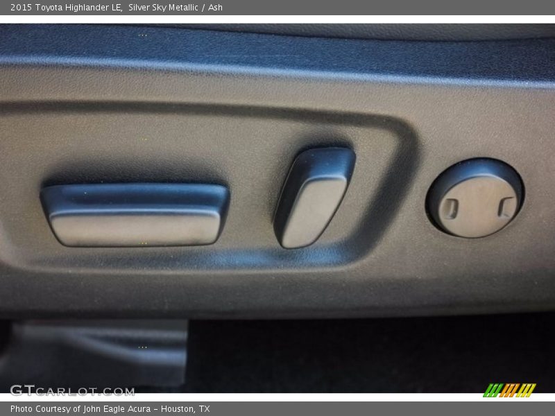 Silver Sky Metallic / Ash 2015 Toyota Highlander LE