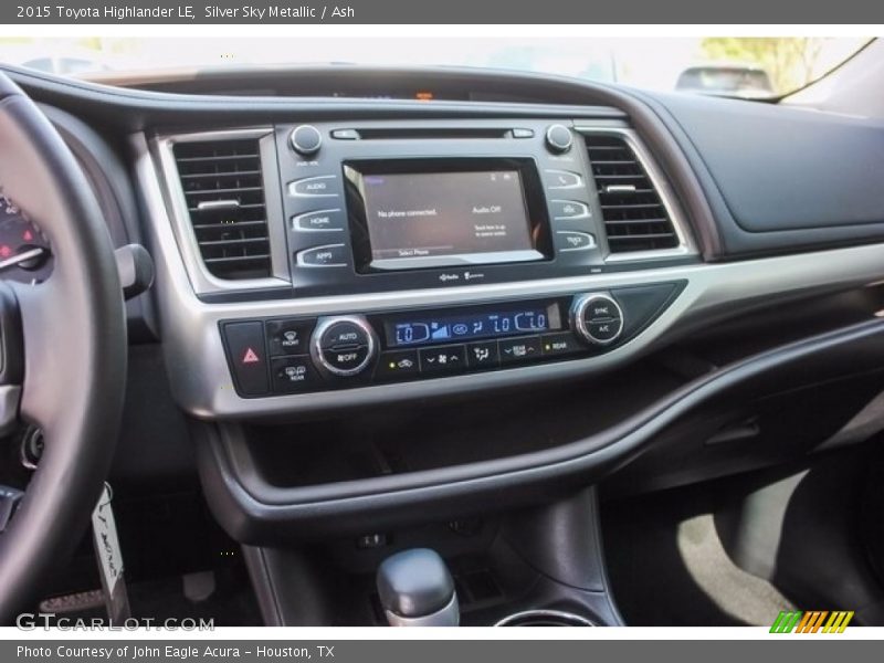 Silver Sky Metallic / Ash 2015 Toyota Highlander LE
