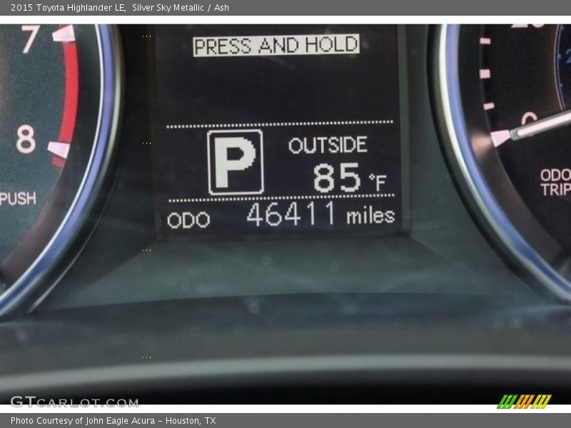 Silver Sky Metallic / Ash 2015 Toyota Highlander LE