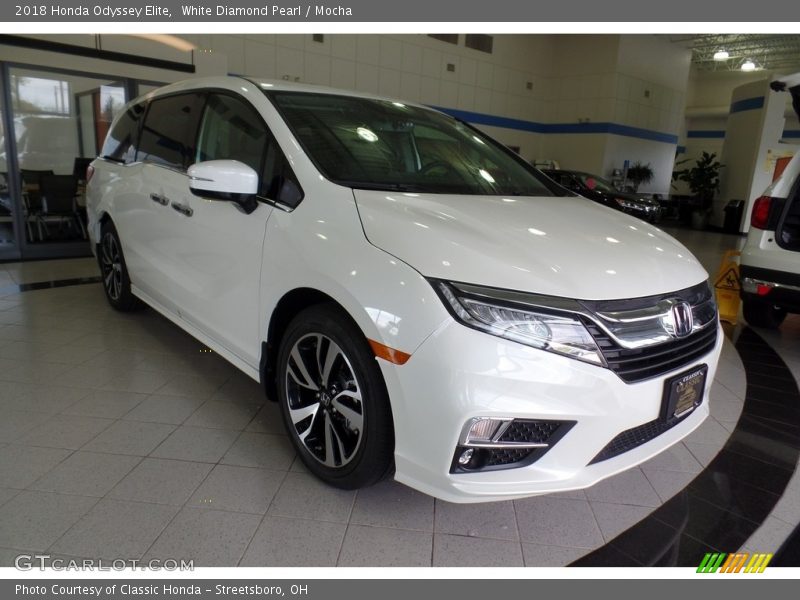 White Diamond Pearl / Mocha 2018 Honda Odyssey Elite