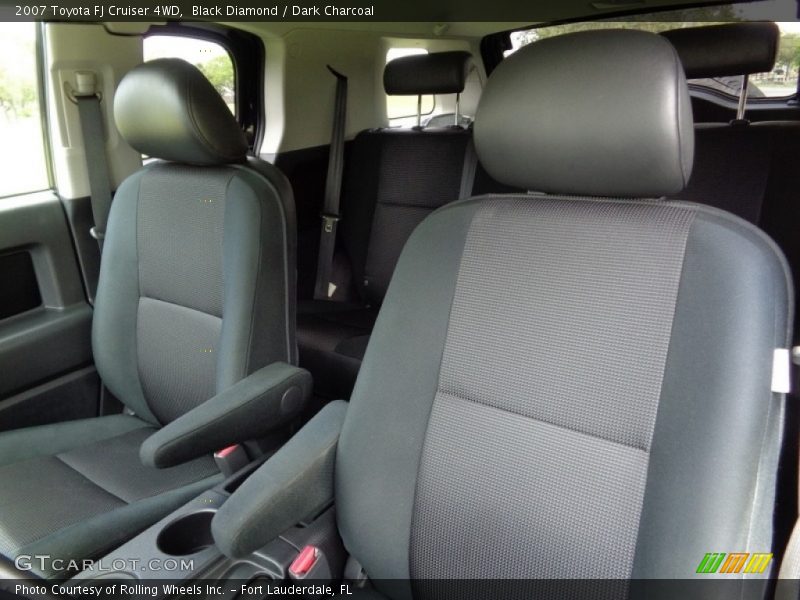Black Diamond / Dark Charcoal 2007 Toyota FJ Cruiser 4WD