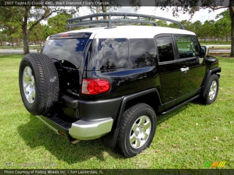 Black Diamond / Dark Charcoal 2007 Toyota FJ Cruiser 4WD