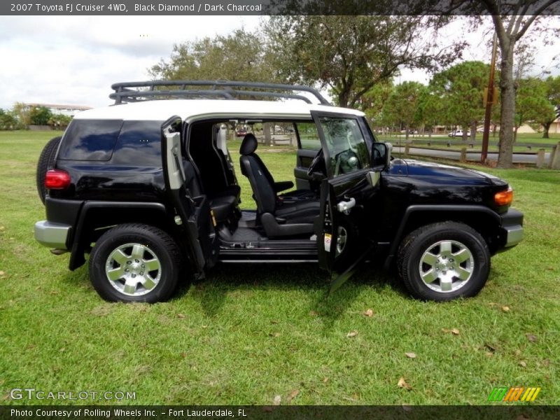 Black Diamond / Dark Charcoal 2007 Toyota FJ Cruiser 4WD