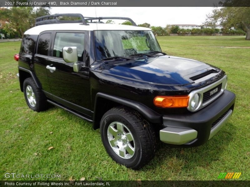 Black Diamond / Dark Charcoal 2007 Toyota FJ Cruiser 4WD