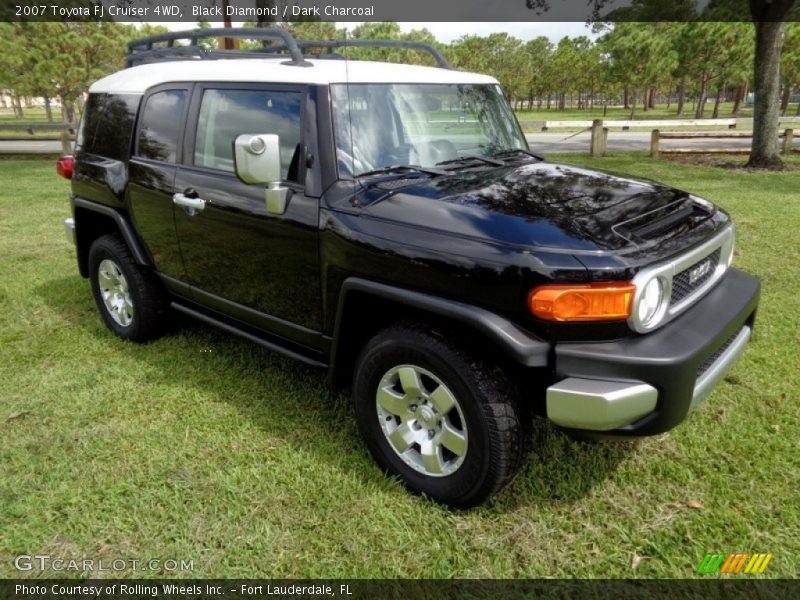 Black Diamond / Dark Charcoal 2007 Toyota FJ Cruiser 4WD