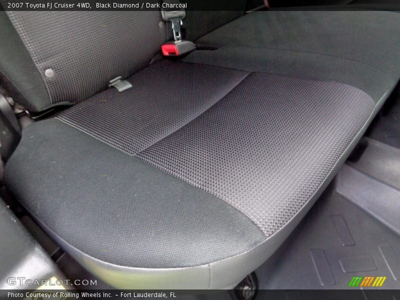 Black Diamond / Dark Charcoal 2007 Toyota FJ Cruiser 4WD