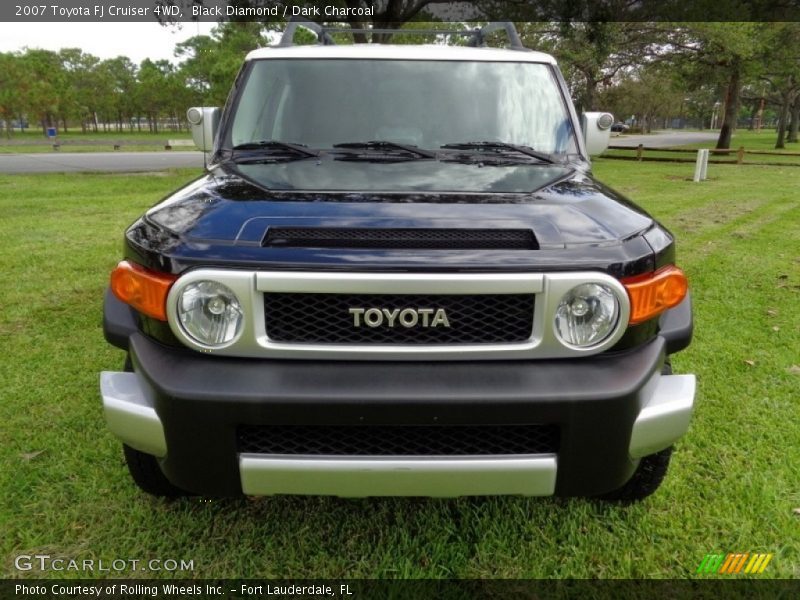 Black Diamond / Dark Charcoal 2007 Toyota FJ Cruiser 4WD
