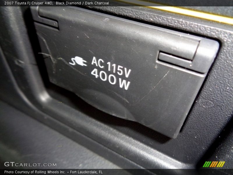 Black Diamond / Dark Charcoal 2007 Toyota FJ Cruiser 4WD