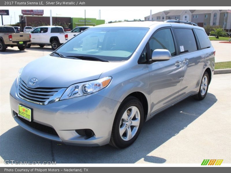 Silver Sky Metallic / Ash 2017 Toyota Sienna LE