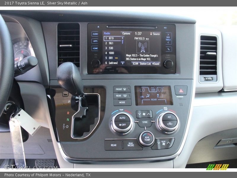 Silver Sky Metallic / Ash 2017 Toyota Sienna LE