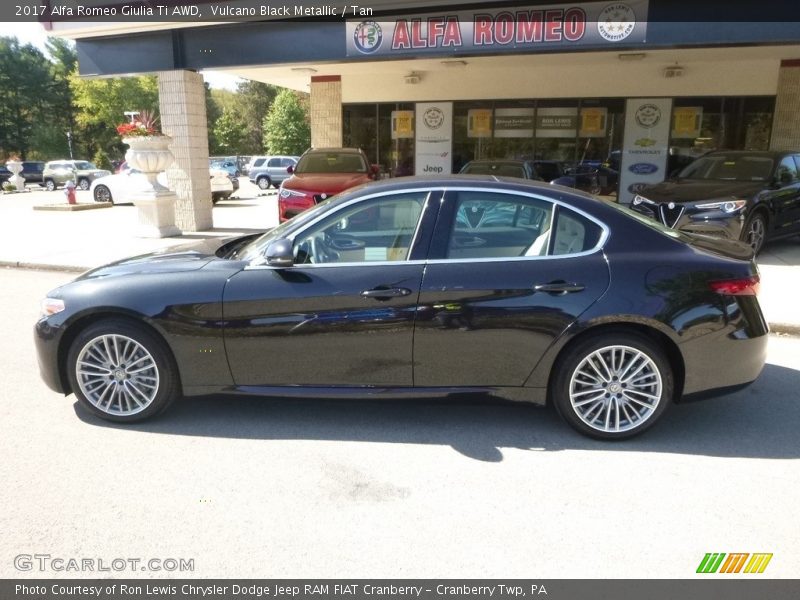Vulcano Black Metallic / Tan 2017 Alfa Romeo Giulia Ti AWD