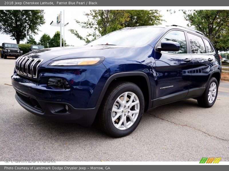 Patriot Blue Pearl / Black 2018 Jeep Cherokee Latitude