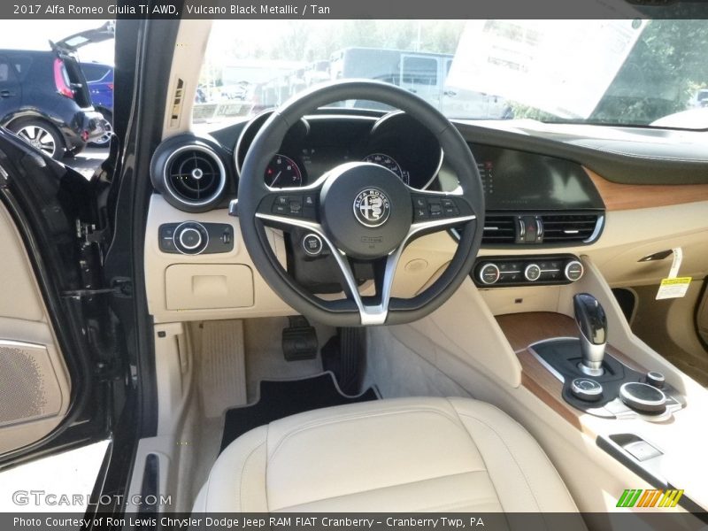 Vulcano Black Metallic / Tan 2017 Alfa Romeo Giulia Ti AWD