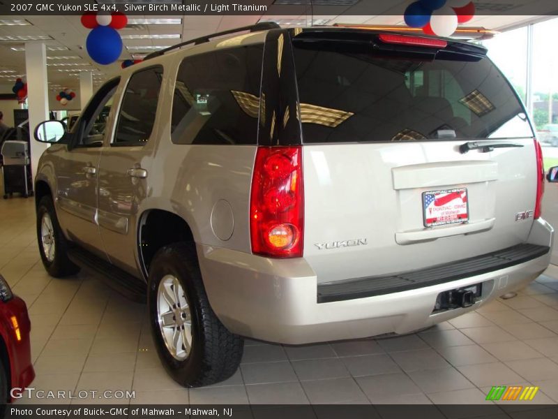 Silver Birch Metallic / Light Titanium 2007 GMC Yukon SLE 4x4