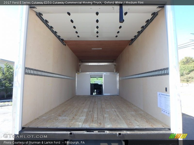 Oxford White / Medium Flint 2017 Ford E Series Cutaway E350 Cutaway Commercial Moving Truck