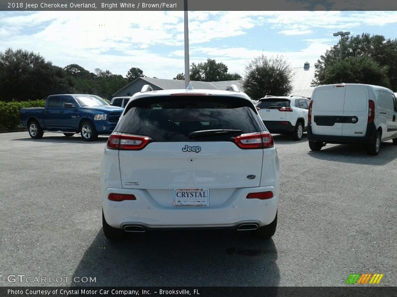 Bright White / Brown/Pearl 2018 Jeep Cherokee Overland