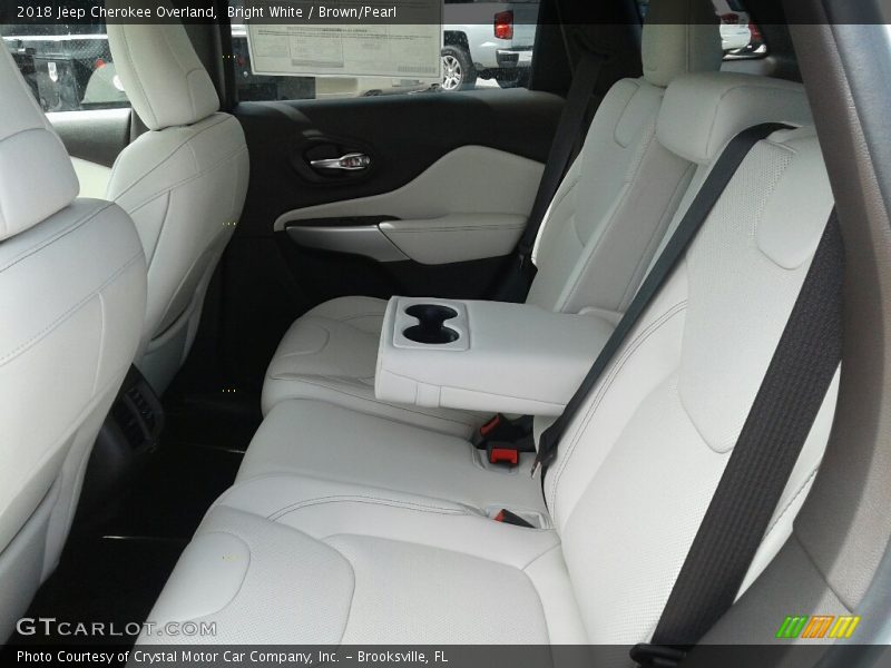 Bright White / Brown/Pearl 2018 Jeep Cherokee Overland