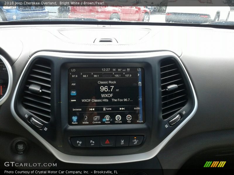 Controls of 2018 Cherokee Overland