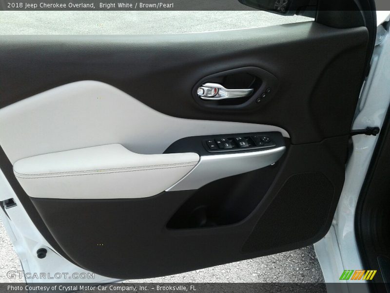 Door Panel of 2018 Cherokee Overland