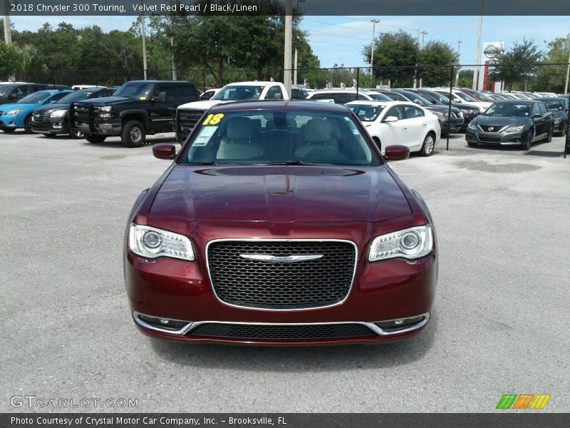 Velvet Red Pearl / Black/Linen 2018 Chrysler 300 Touring