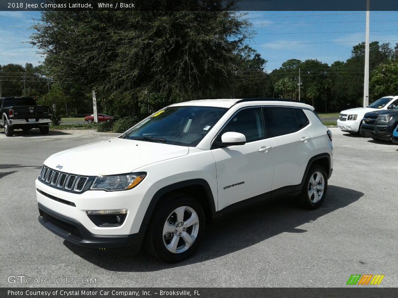 White / Black 2018 Jeep Compass Latitude