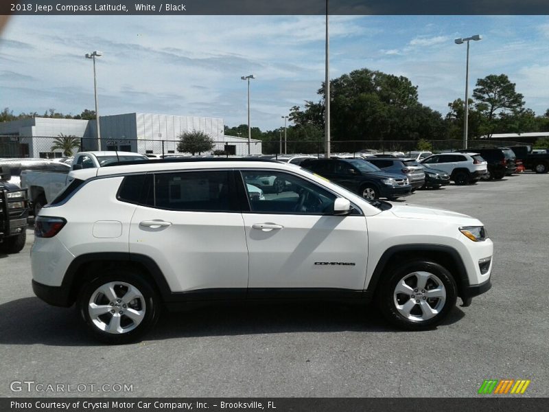 White / Black 2018 Jeep Compass Latitude