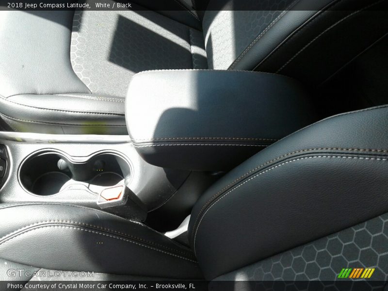 White / Black 2018 Jeep Compass Latitude