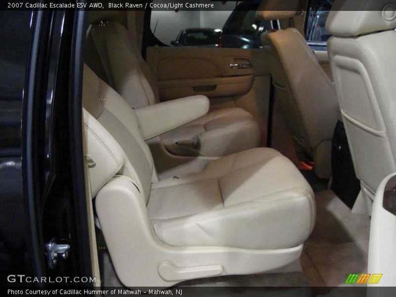 Black Raven / Cocoa/Light Cashmere 2007 Cadillac Escalade ESV AWD