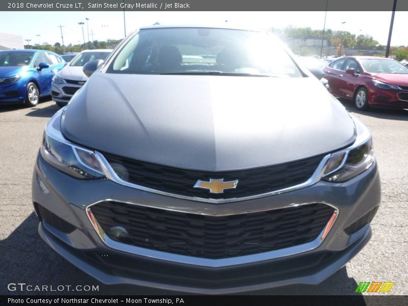 Satin Steel Gray Metallic / Jet Black 2018 Chevrolet Cruze LT