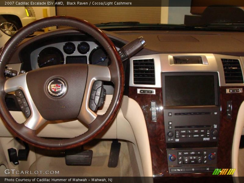 Black Raven / Cocoa/Light Cashmere 2007 Cadillac Escalade ESV AWD