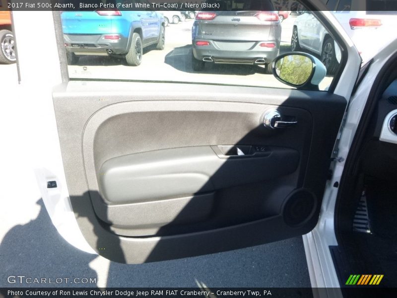 Bianco Perla (Pearl White Tri-Coat) / Nero (Black) 2017 Fiat 500c Abarth
