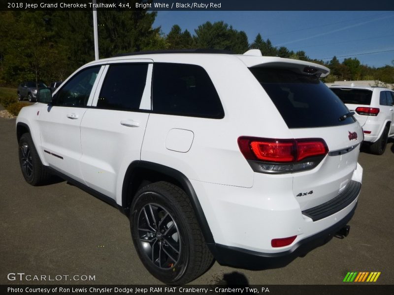 Bright White / Black/Ruby Red 2018 Jeep Grand Cherokee Trailhawk 4x4