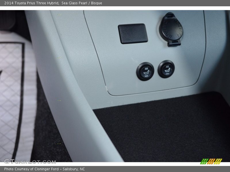 Sea Glass Pearl / Bisque 2014 Toyota Prius Three Hybrid