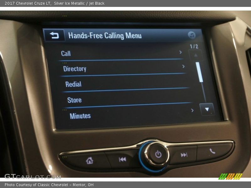 Silver Ice Metallic / Jet Black 2017 Chevrolet Cruze LT