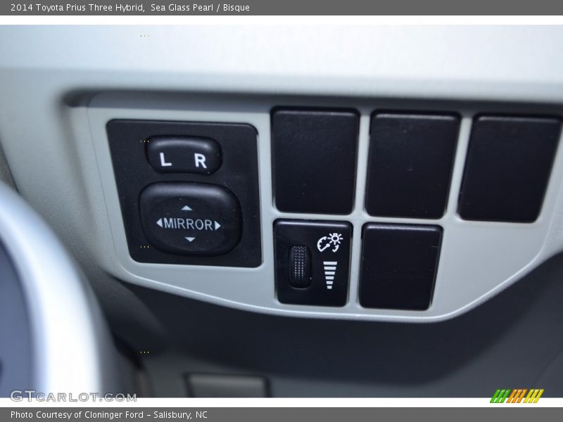 Sea Glass Pearl / Bisque 2014 Toyota Prius Three Hybrid