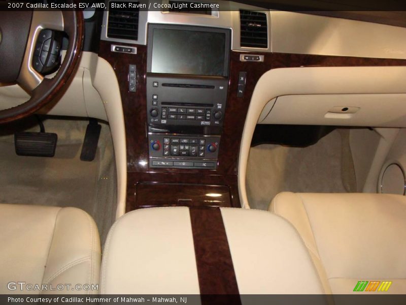Black Raven / Cocoa/Light Cashmere 2007 Cadillac Escalade ESV AWD