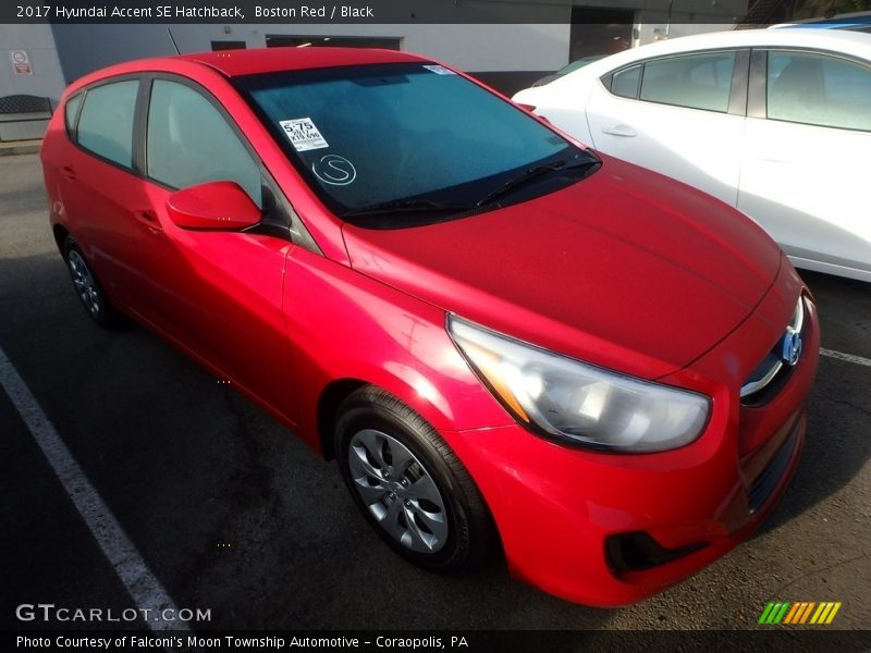 Boston Red / Black 2017 Hyundai Accent SE Hatchback