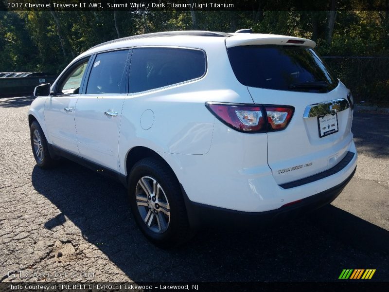 Summit White / Dark Titanium/Light Titanium 2017 Chevrolet Traverse LT AWD