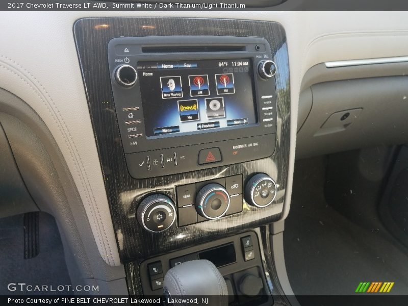 Summit White / Dark Titanium/Light Titanium 2017 Chevrolet Traverse LT AWD