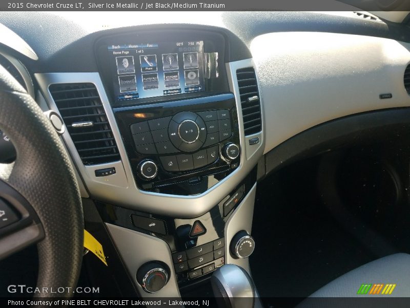 Silver Ice Metallic / Jet Black/Medium Titanium 2015 Chevrolet Cruze LT